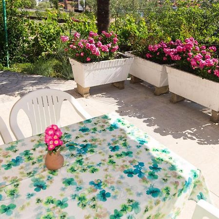 Apartment Milka A4 Крк Экстерьер фото