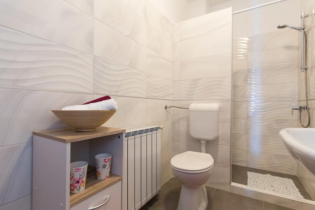 Apartment Milka A4 Крк Экстерьер фото
